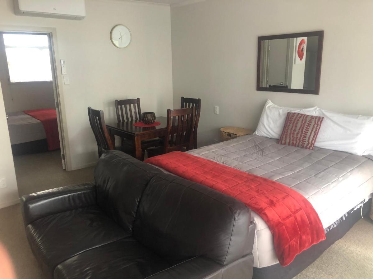 Absolute Lake View Motel Taupo Eksteriør billede