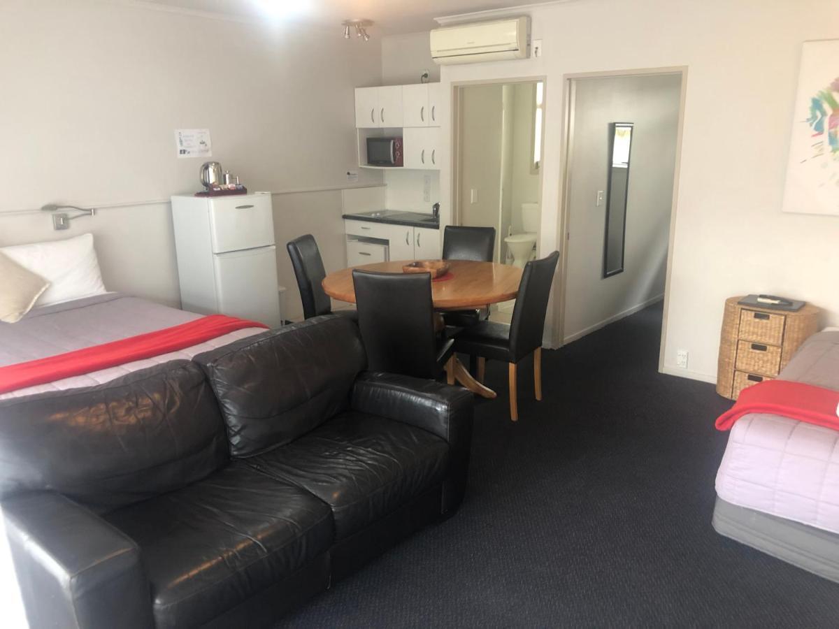 Absolute Lake View Motel Taupo Eksteriør billede