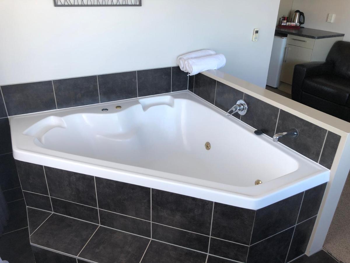 Absolute Lake View Motel Taupo Eksteriør billede