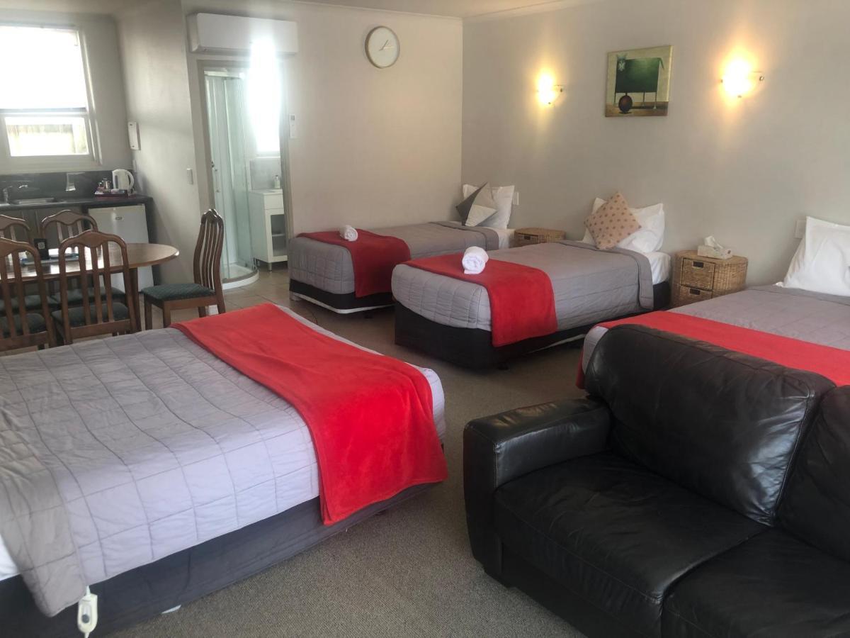 Absolute Lake View Motel Taupo Eksteriør billede