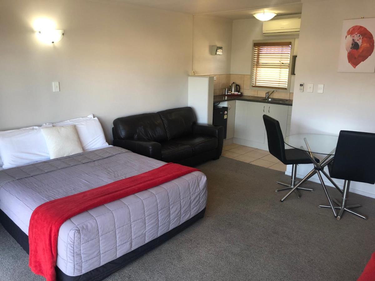Absolute Lake View Motel Taupo Eksteriør billede
